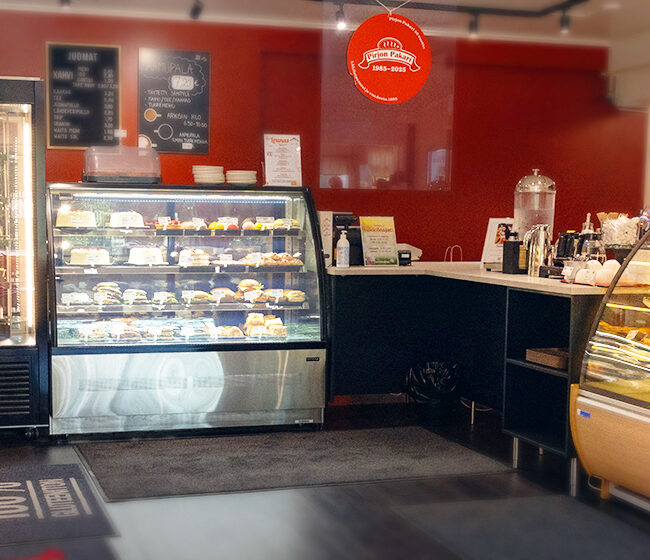 Nurmi & Sulosen Raisiosta löydät tuoreet kotimaiset leivät ja leivonnaiset